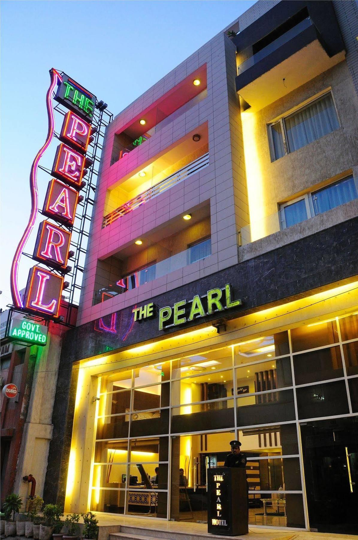 The Pearl Hotel Nové Dillí Exteriér fotografie